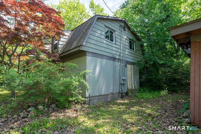 49 Meadow Street, East Haven, CT 06512