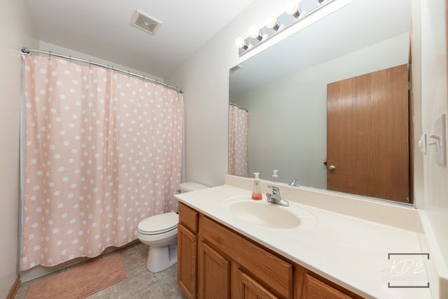 1711 Red Maple Drive, Plainfield, IL 60586