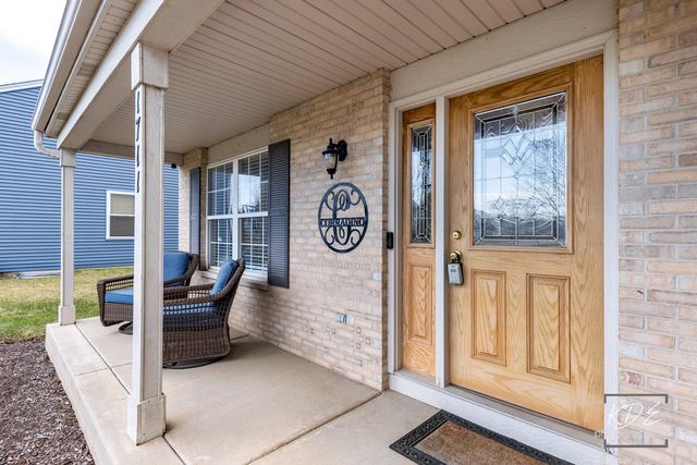 1711 Red Maple Drive, Plainfield, IL 60586