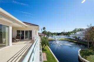 524 7th Square 201, Vero Beach, FL 32962
