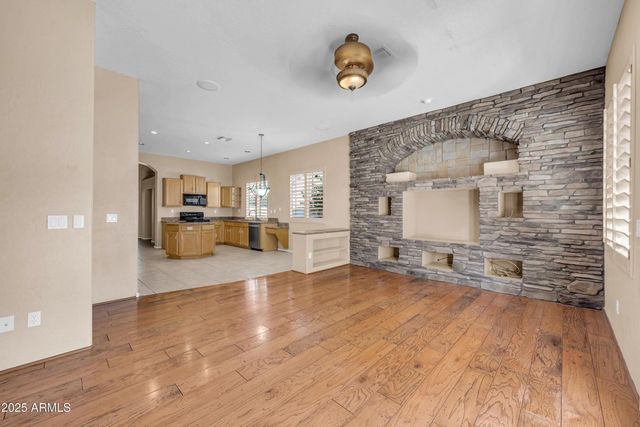 875 W Aloe Place, Chandler, AZ 85248