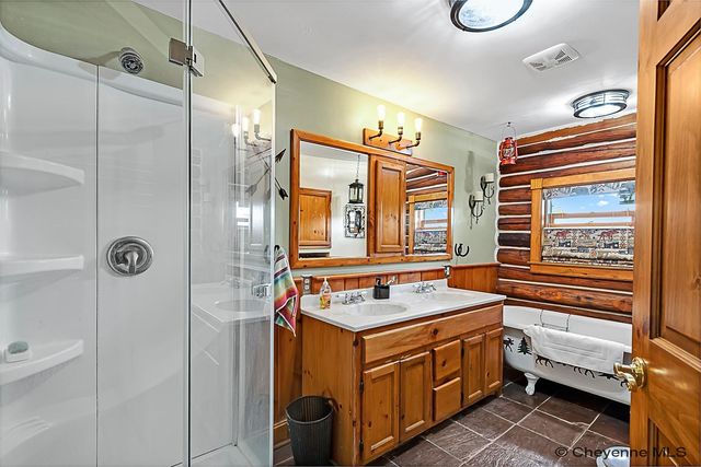 5907 TOWNSEND PL, Cheyenne, WY 82009