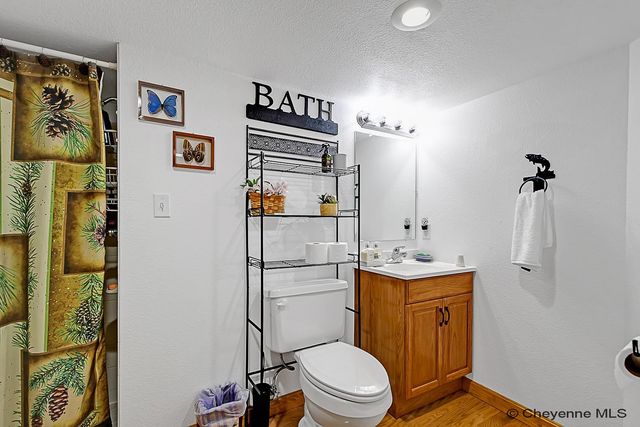 5907 TOWNSEND PL, Cheyenne, WY 82009