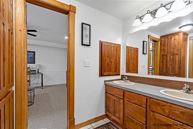 5907 TOWNSEND PL, Cheyenne, WY 82009