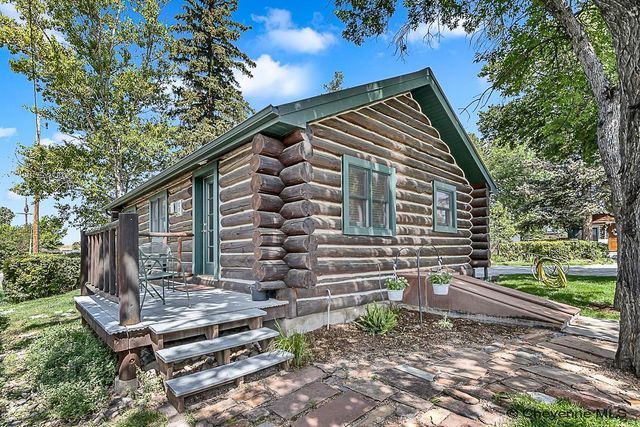 5907 TOWNSEND PL, Cheyenne, WY 82009