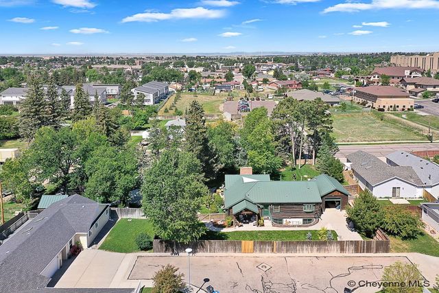 5907 TOWNSEND PL, Cheyenne, WY 82009