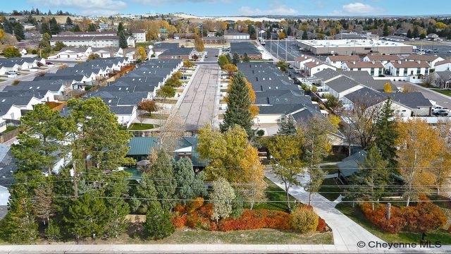 5907 TOWNSEND PL, Cheyenne, WY 82009