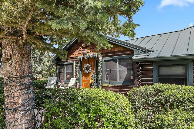 5907 TOWNSEND PL, Cheyenne, WY 82009
