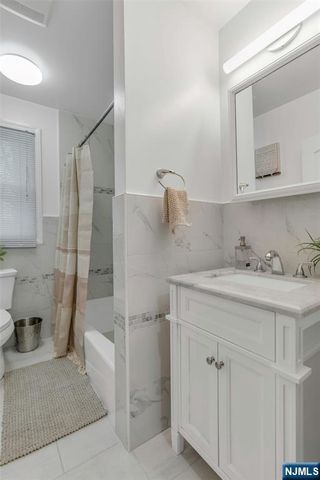 255 Lafayette Place 2E, Englewood, NJ 07631