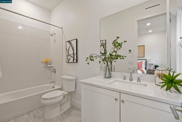 1112 Althea Terrace 4, Sunnyvale, CA 94086