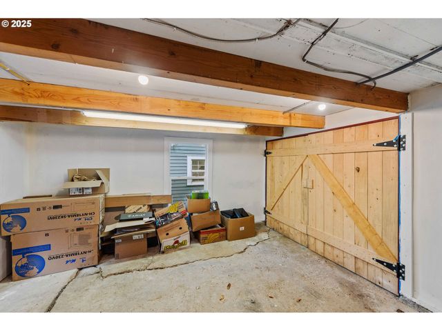 851 S 1ST Ave, Coquille, OR 97423