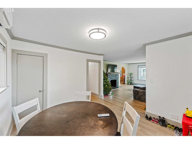 851 S 1ST Ave, Coquille, OR 97423