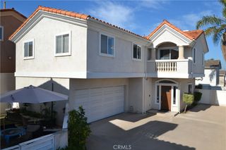 2203 Harriman Lane B, Redondo Beach, CA 90278