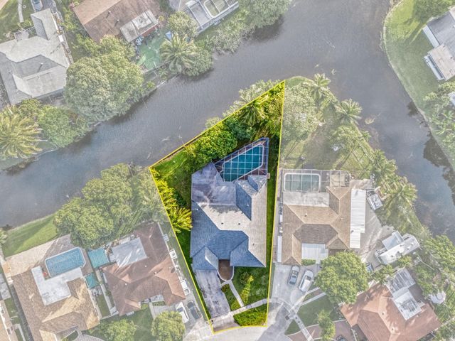 4490 NW 43rd Street, Lauderdale Lakes, FL 33319