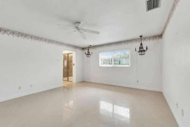 4490 NW 43rd Street, Lauderdale Lakes, FL 33319