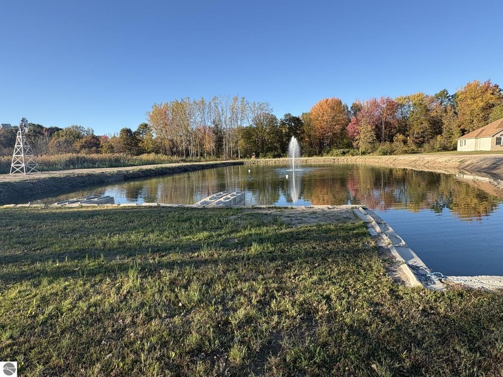 Image 40 of property listing at 99 N Alamando Road, Shepherd, MI 48883