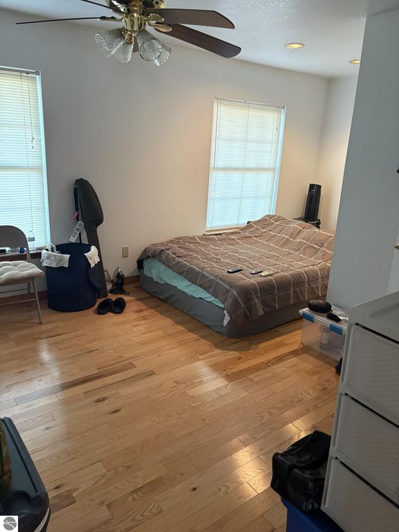 Image 7 of property listing at 99 N Alamando Road, Shepherd, MI 48883