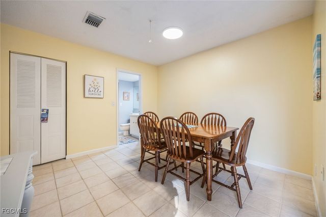 1550 Park Meadows DR 2, Fort Myers, FL 33907