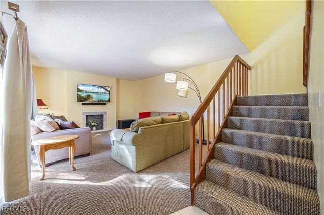 1550 Park Meadows DR 2, Fort Myers, FL 33907