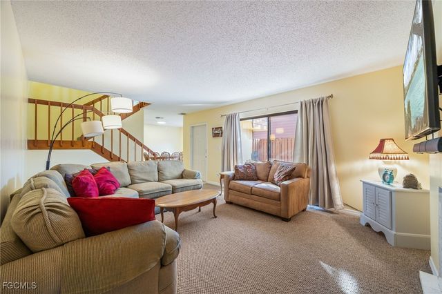 1550 Park Meadows DR 2, Fort Myers, FL 33907