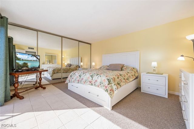 1550 Park Meadows DR 2, Fort Myers, FL 33907