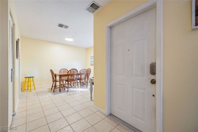 1550 Park Meadows DR 2, Fort Myers, FL 33907