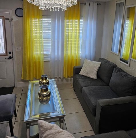 553 ROBIN HILL CIRCLE, Brandon, FL 33510