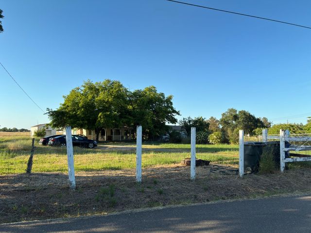 9661 Rogers Rd, Sacramento, CA 95829