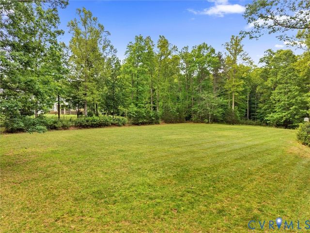 1700 Tigers Rd, Manakin Sabot, VA 23103