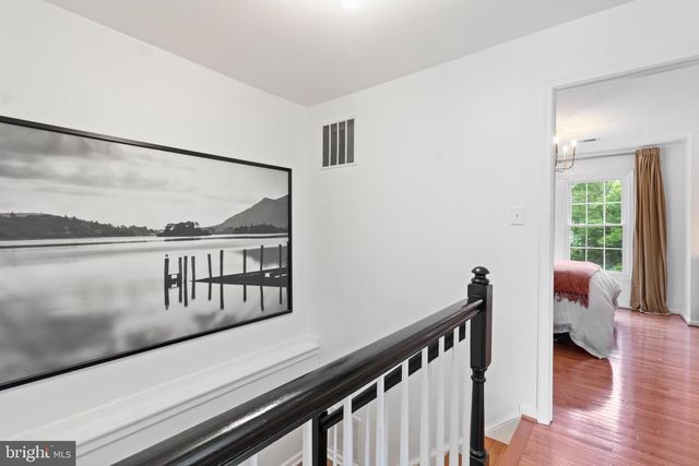8618 PINE MEADOWS DR, Odenton, MD 21113