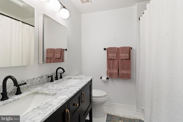 8618 PINE MEADOWS DR, Odenton, MD 21113