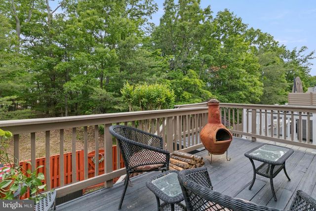 8618 PINE MEADOWS DR, Odenton, MD 21113