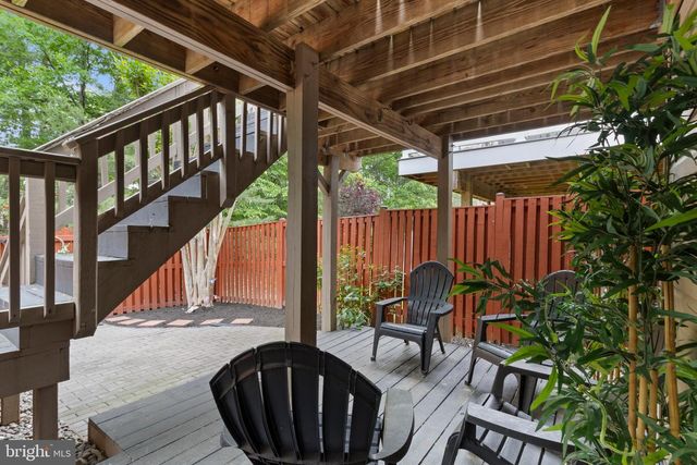 8618 PINE MEADOWS DR, Odenton, MD 21113