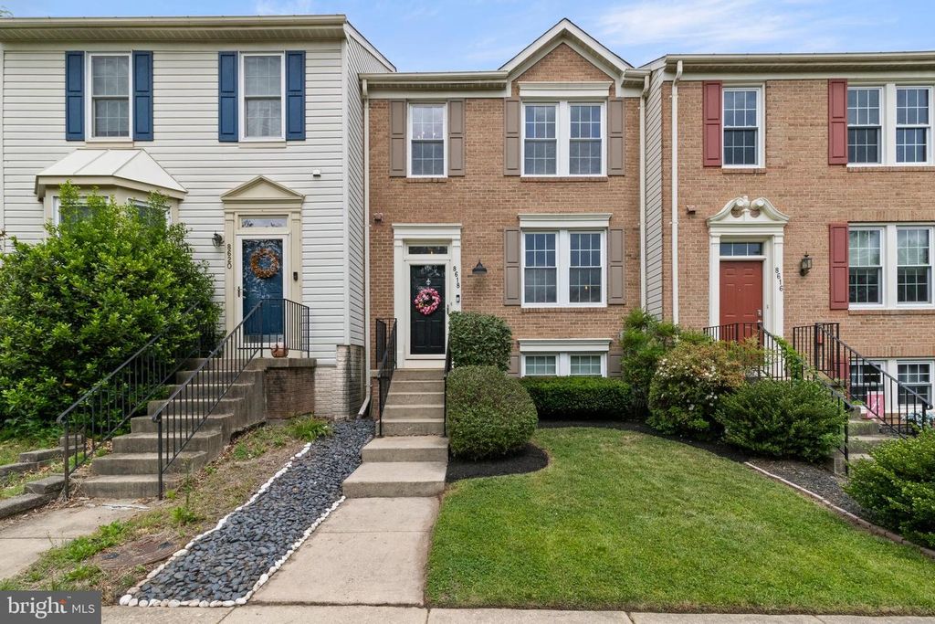8618 PINE MEADOWS DR, Odenton, MD 21113