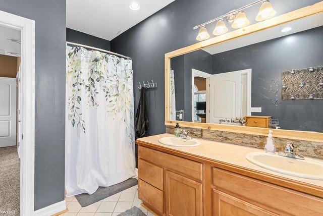 1539 W Rolston Road, Linden, MI 48451