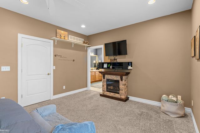 1539 W Rolston Road, Linden, MI 48451