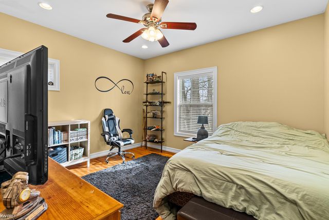 1539 W Rolston Road, Linden, MI 48451