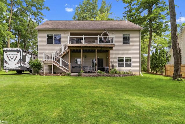 1539 W Rolston Road, Linden, MI 48451
