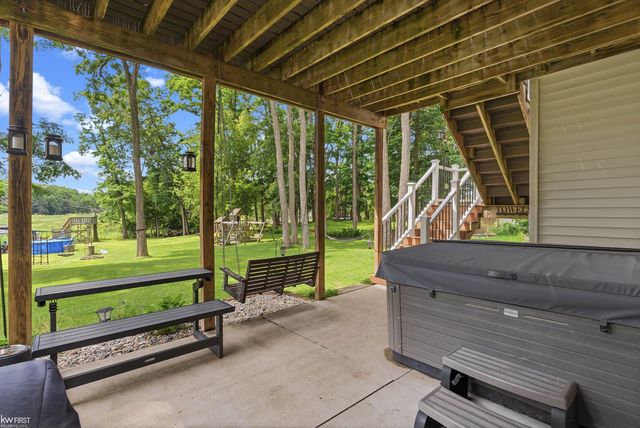1539 W Rolston Road, Linden, MI 48451