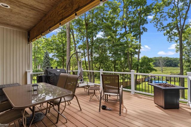 1539 W Rolston Road, Linden, MI 48451