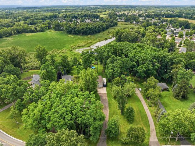 1539 W Rolston Road, Linden, MI 48451
