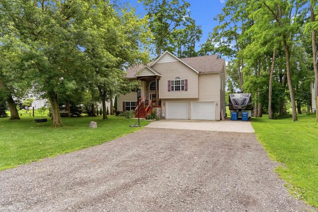 1539 W Rolston Road, Linden, MI 48451