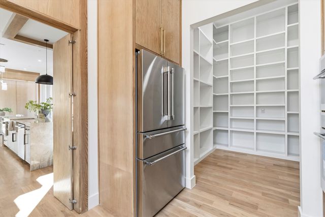 6257 Turner Way, Dallas, TX 75230