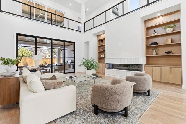 6257 Turner Way, Dallas, TX 75230