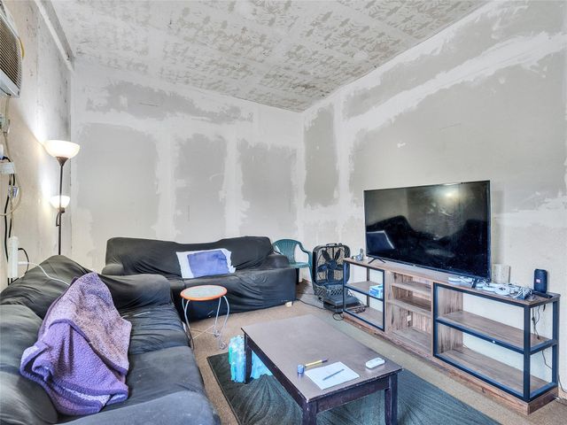 5618 Etheline Drive, Houston, TX 77039