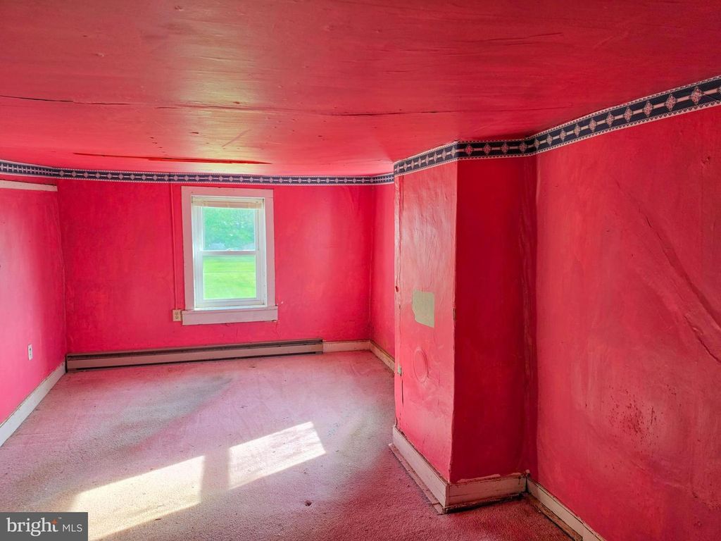 Image 15 of property listing at 6018 CONOVER RD, Taneytown, MD 21787