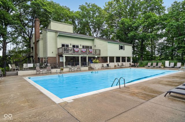 101 Knoll Court A, Noblesville, IN 46062