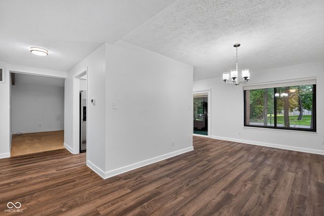 101 Knoll Court A, Noblesville, IN 46062