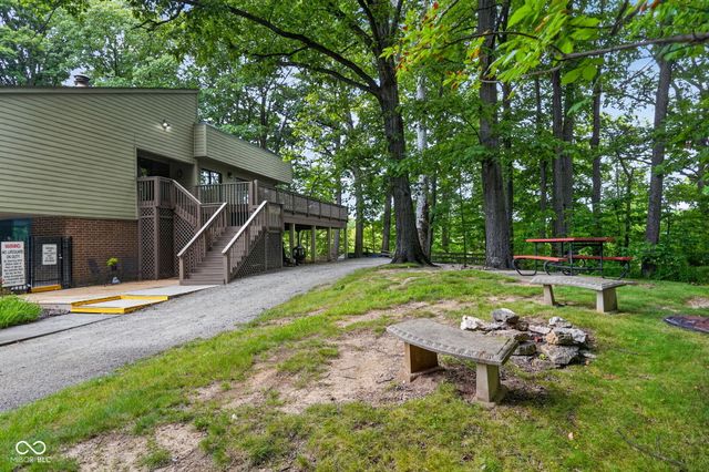 101 Knoll Court A, Noblesville, IN 46062