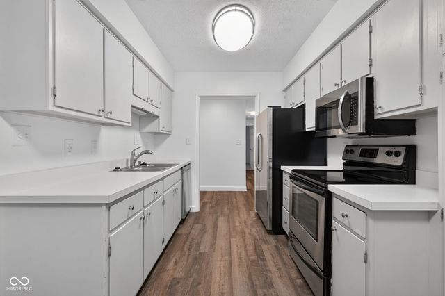 101 Knoll Court A, Noblesville, IN 46062